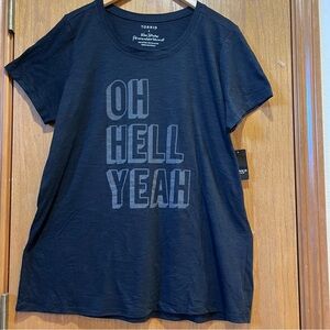 Torrid NWT Black Graphic Tee Top Size 2X